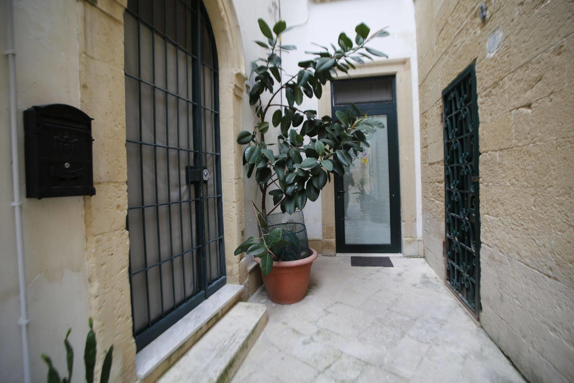 Tito Schipa B&B Lecce Exterior foto