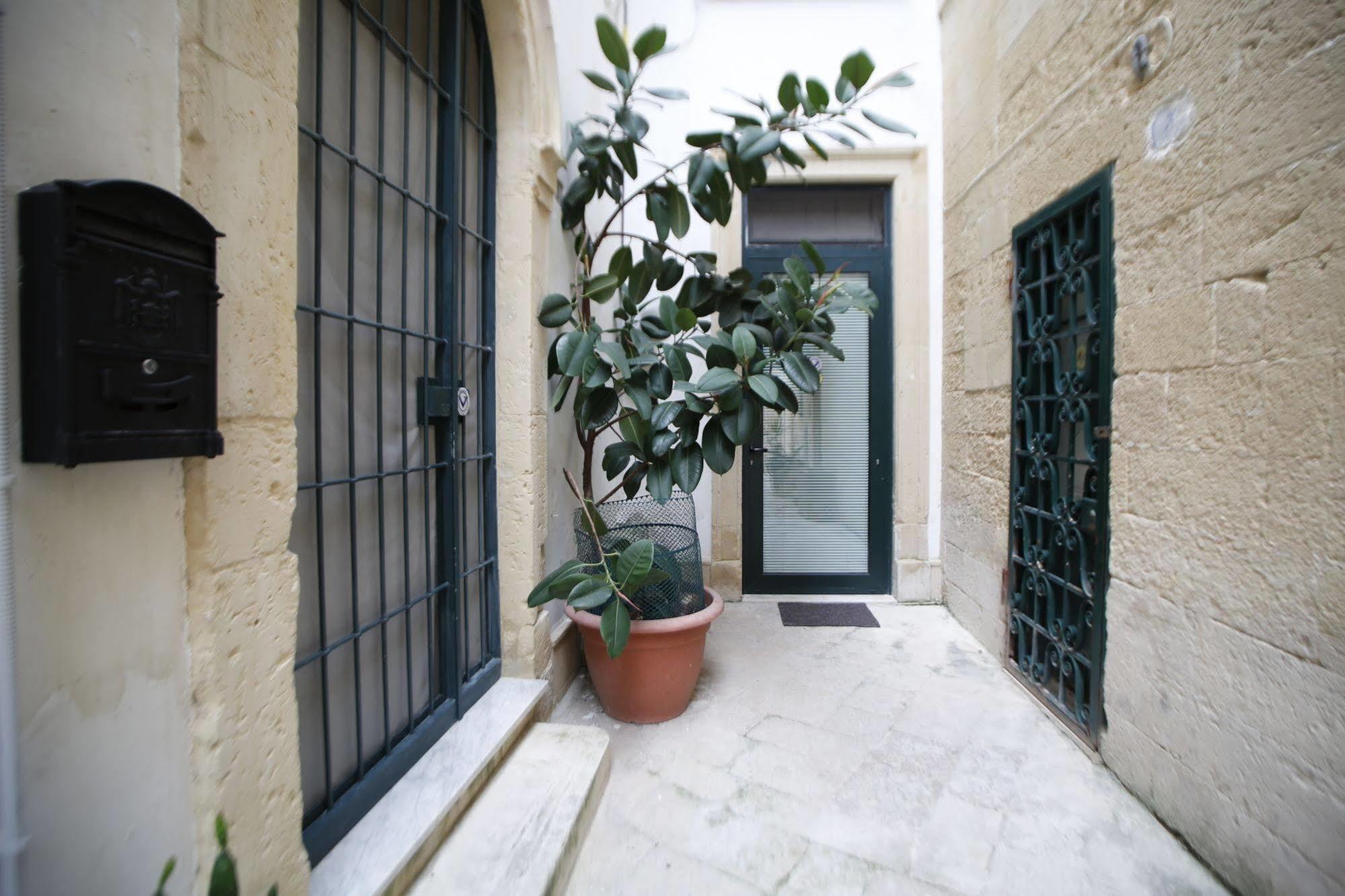 Tito Schipa B&B Lecce Exterior foto